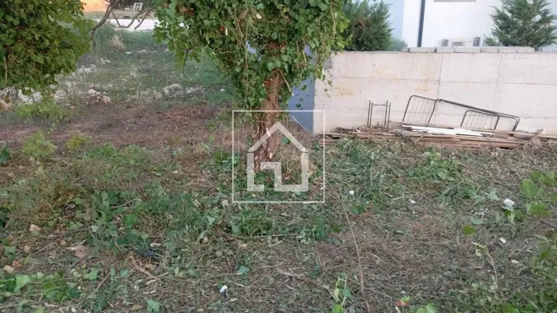 Land BAUGRUNDSTÜCK 500 m² – LIŽNJAN