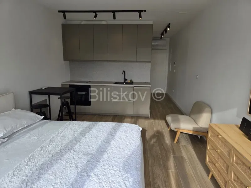Split Žnjan studio apartman  najam do sezone