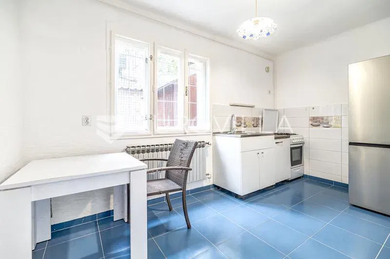 Zagreb, Trešnjevka, functional two-room apartment, 49 m², with use of a courtyard – 2