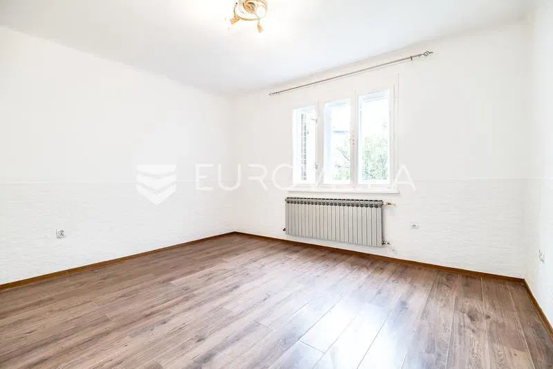 Zagreb, Trešnjevka, functional two-room apartment, 49 m², with use of a courtyard – 3