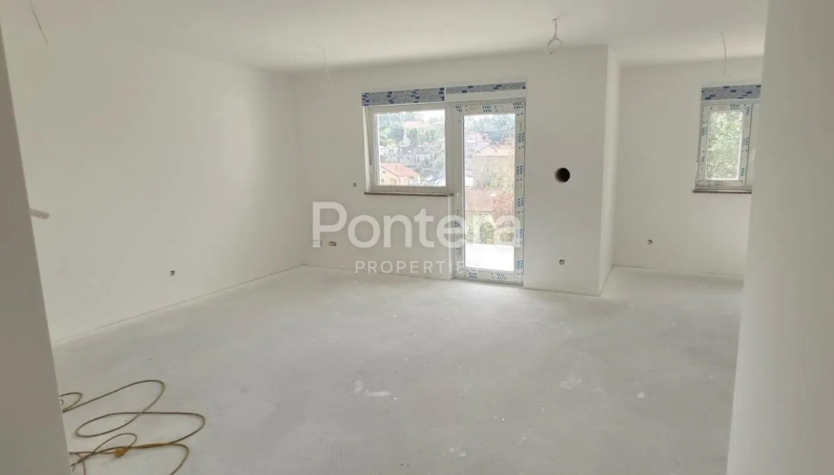 VIŠKOVO, 93m2, 3s+db u novogradnji