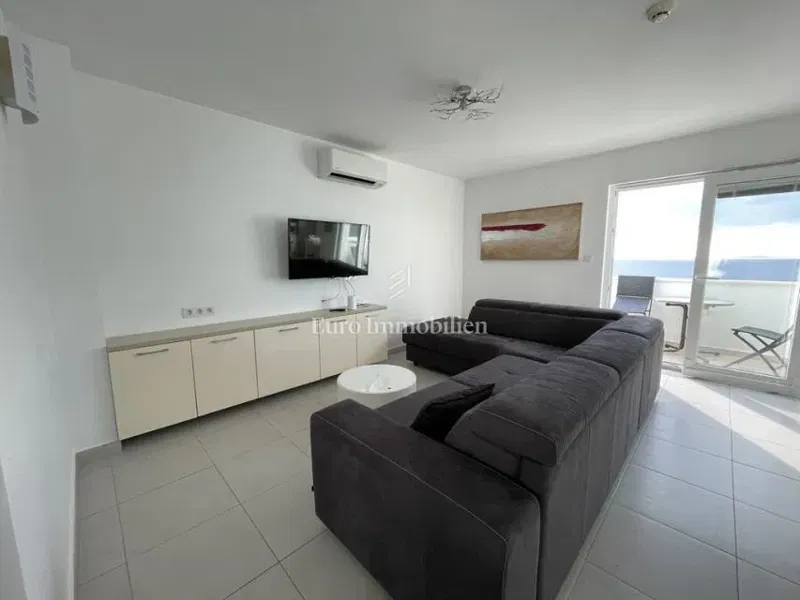 Apartment with Pool and Sea View – Murter – 3