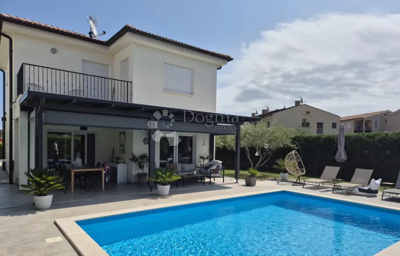 VILLA WITH SWIMMING POOL AND SEA VIEW - 135 m², NEAR POREČ – 2