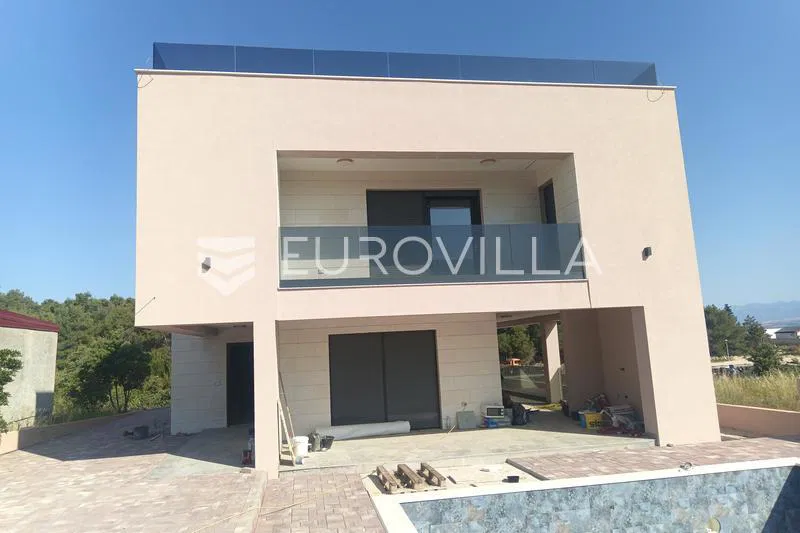 Vir, Moderna dvojna vila s bazenom i krovnom terasom, otvoreni pogled na more i Velebit