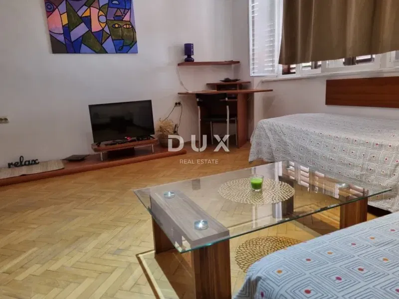 Pula, center, duplex apartment, 65 m2, terrace, sea view – 2