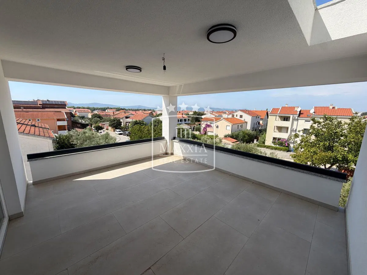 Biograd na Moru - luksuzni penthouse u novogradnji, 110 m² s krovnom terasom! 410.000€