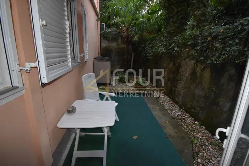 Najam, Opatija, garsonijera, 25m2, terasa
