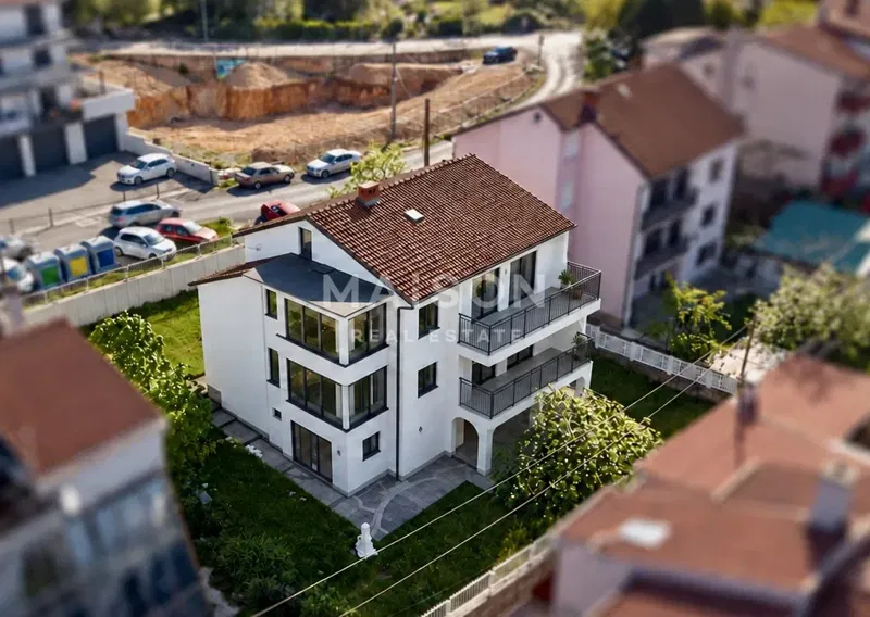 DRENOVA – 3BR+DB mit zwei Parkplätzen