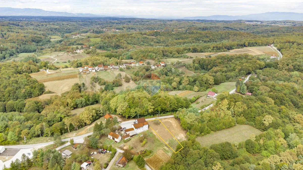 Pisarovina, Lučelnica, građevinsko zemljište 133