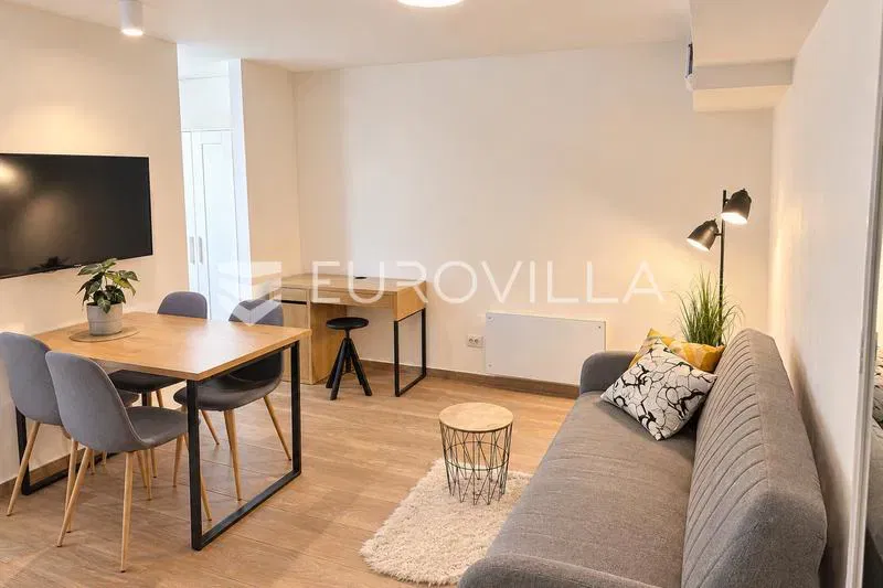 Appartamento Trešnjevka – 2