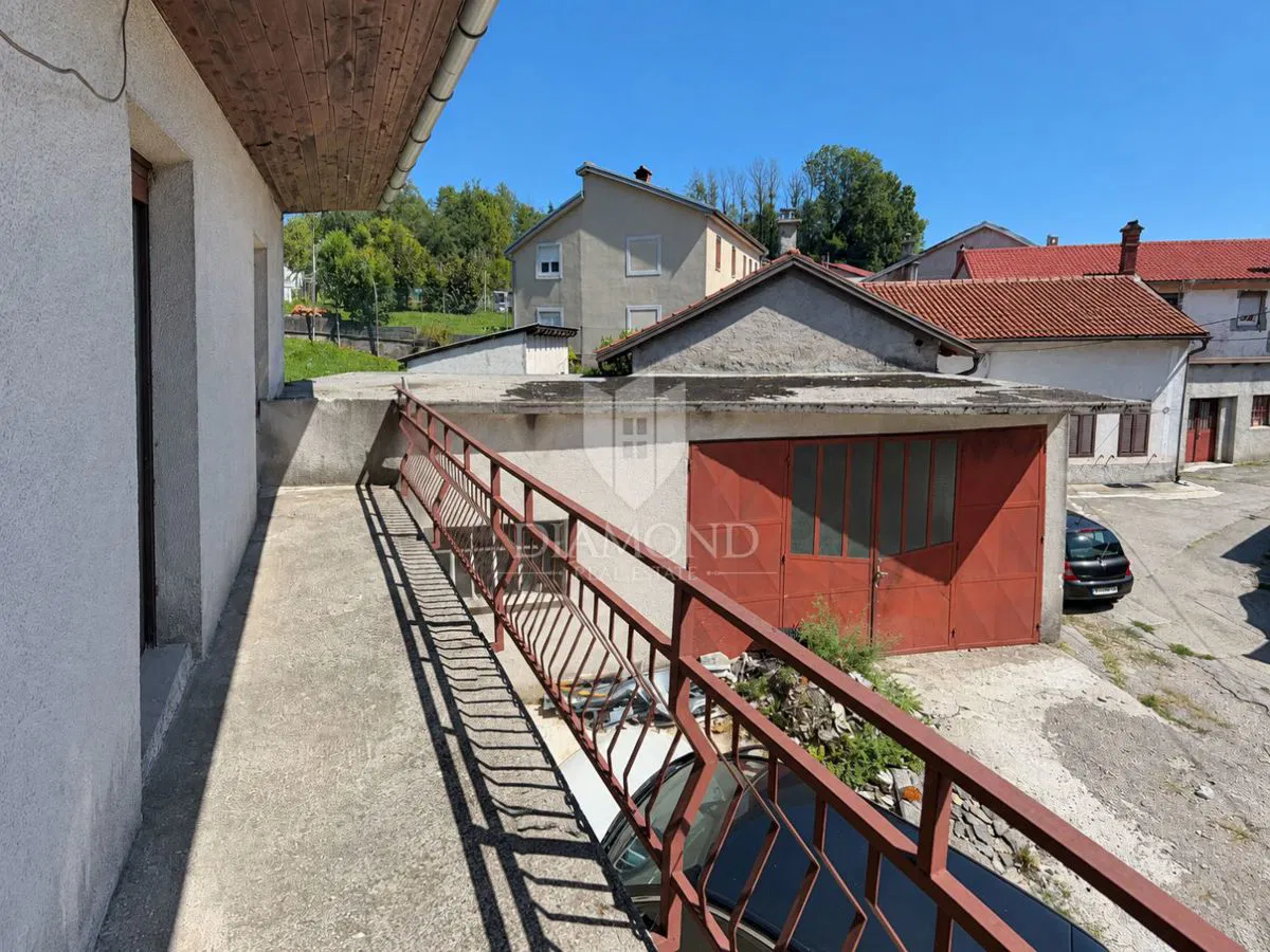 Kuća u Klani, odlična prilika za obitelj ili investiciju