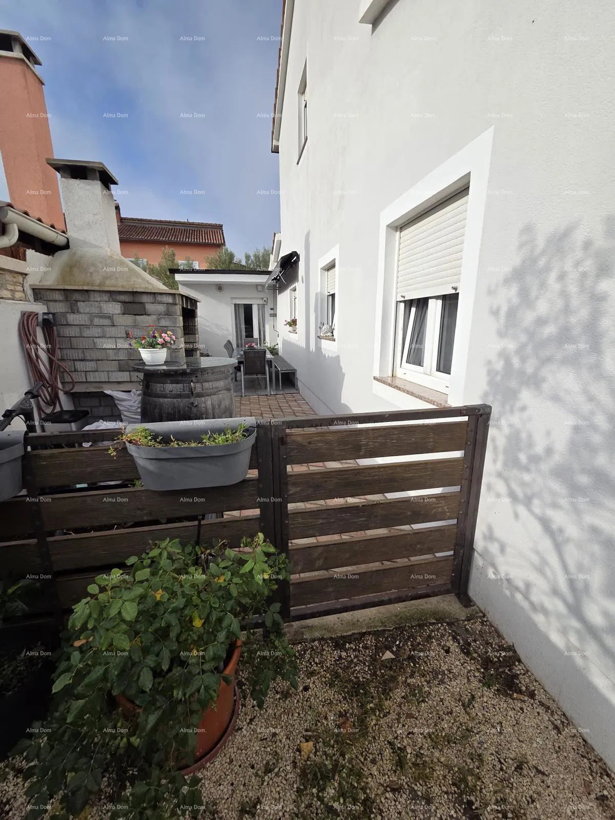 Šišan – prizemni stan 72 m² s dvorištem od 70 m2.