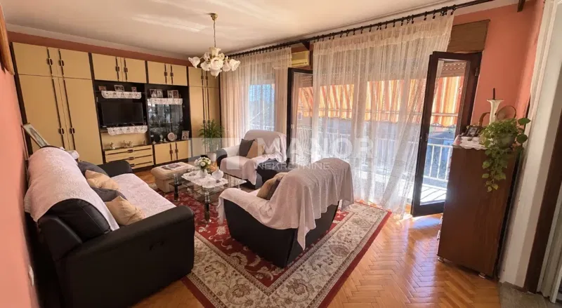 Haus Pehlin, Rijeka, 250m2