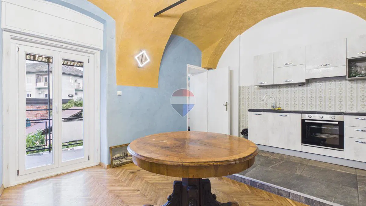 Квартира/Апартамент Centar, Sisak, 80m2