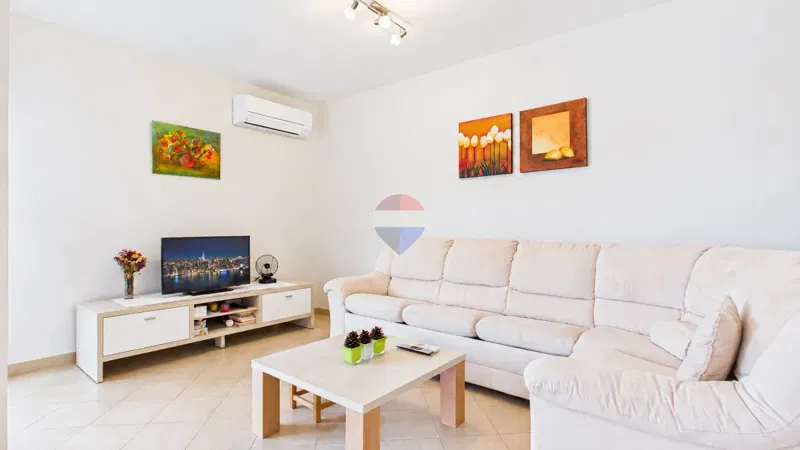 ISTRIA, NOVIGRAD – 88 m² Duplex Apartment with Pool, 800 m from the Sea – 3