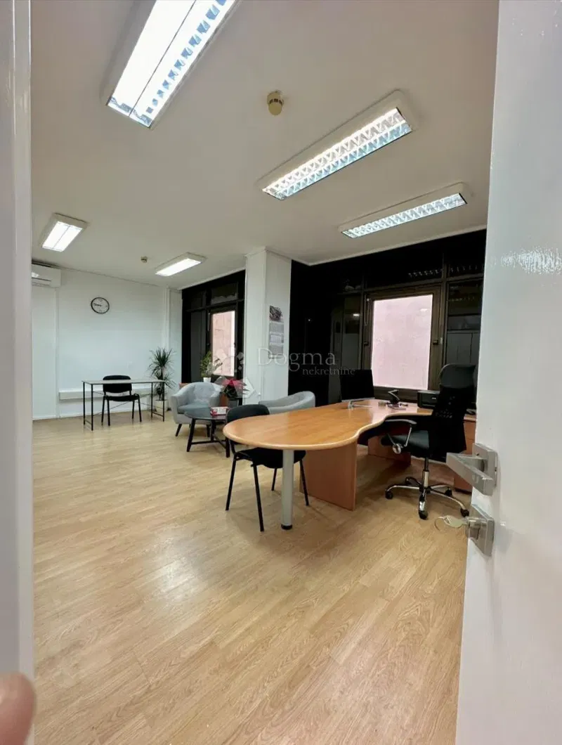 POSLOVNI PROSTOR CENTER GRADA RIJEKE1