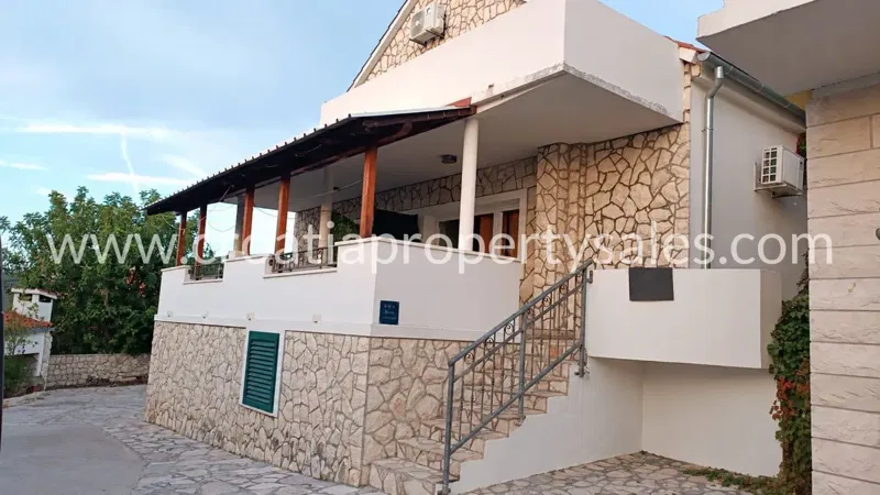 Šolta, kuća, prodaja, 499.000 €