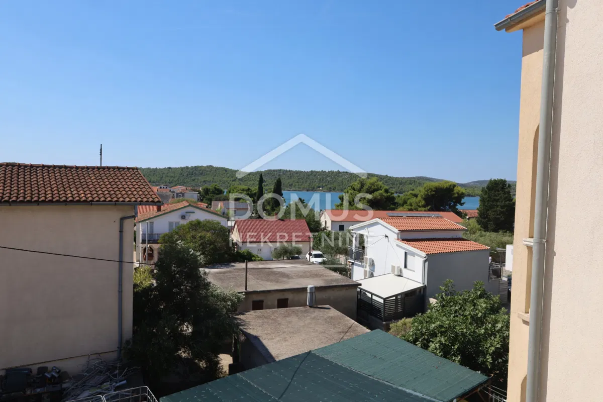 Pirovac, jednosoban apartman, 36,11 m², 300 m od mora