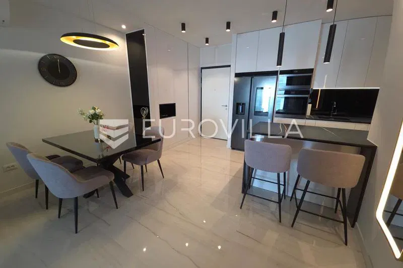Split, Bel Etage 2, luxurious one-bedroom apartment with sea view, long term rent – 3