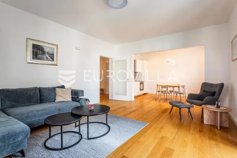 Split, Bačvice, modern and comfortable two-bedroom apartment in an excellent location, short term – 2