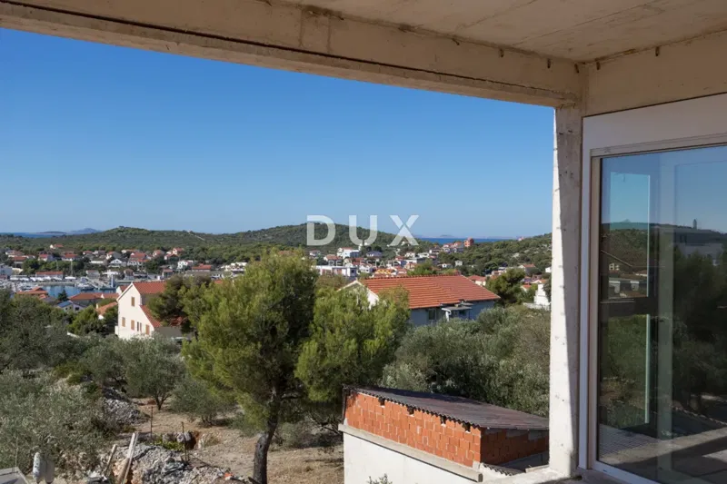Murter, Jezera, four-bedroom apartment, 161.35 m2, three-storey – 2