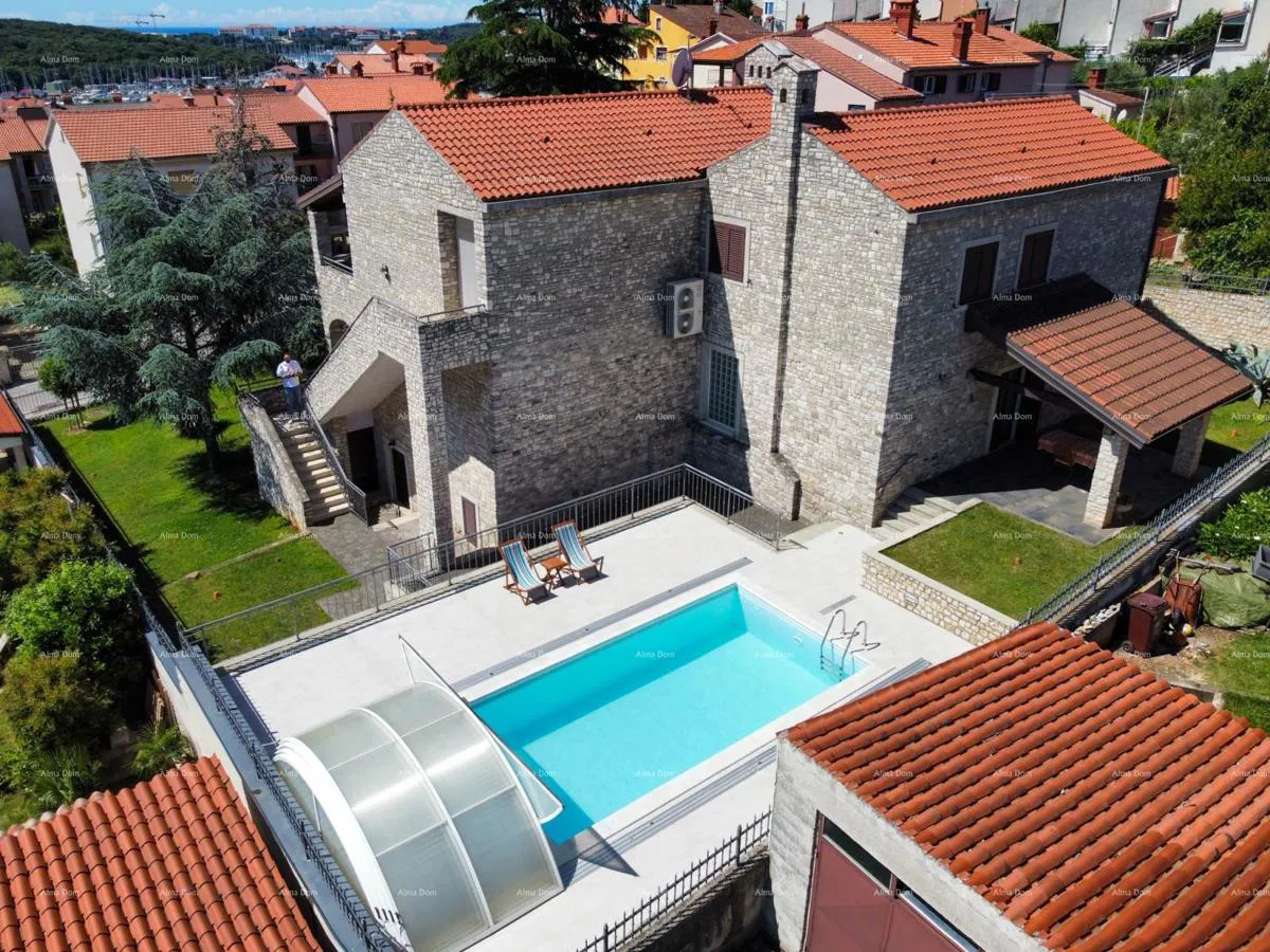 Prekrasna kuća s bazenom u Puli,  idealna za obitelj ili investiciju