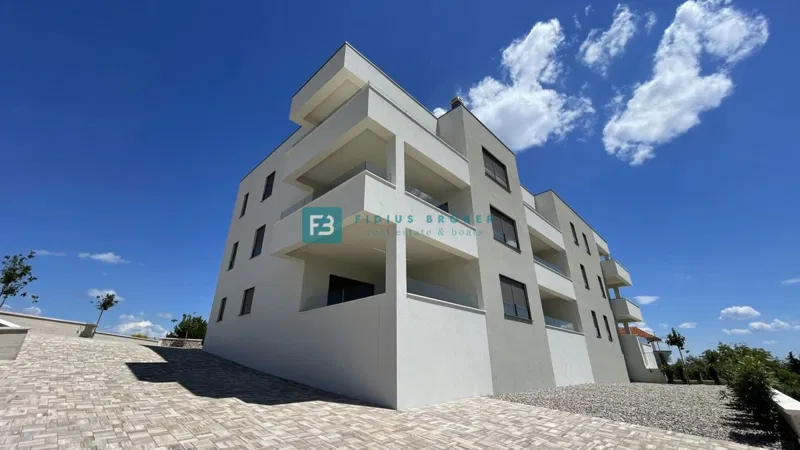 VODICE, Neubau, 1. Stock, Meerblick, 3 Schlafzimmer, Aufzug, Abstellraum – 2