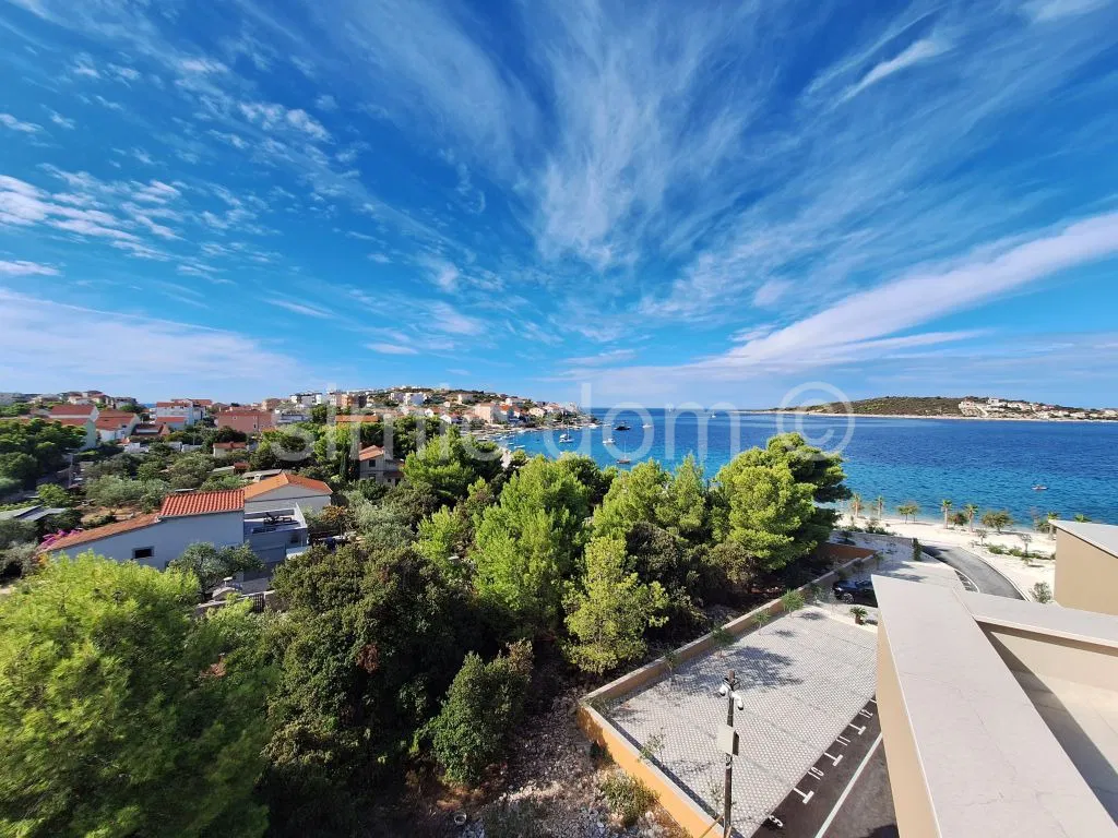 Penthouse s krovnom terasom, Sevid