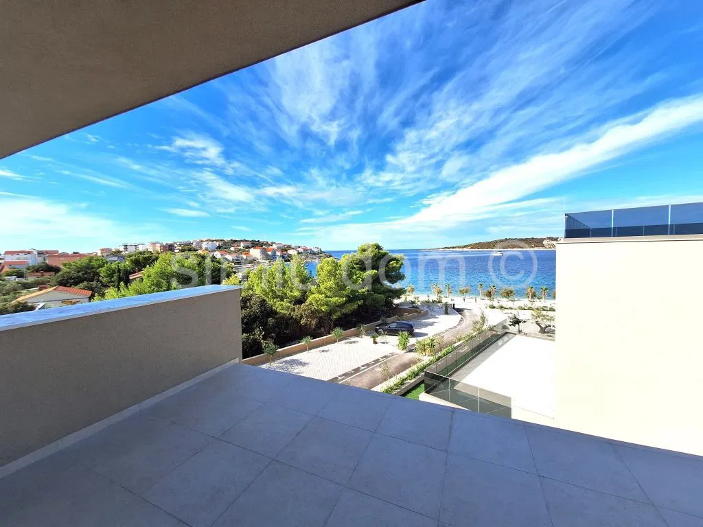 Penthouse 40m od mora, Sevid