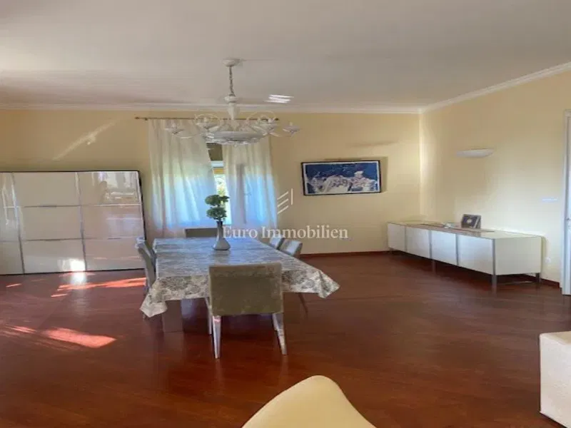 Opatija – Ampio appartamento in villa con vista mare – 3