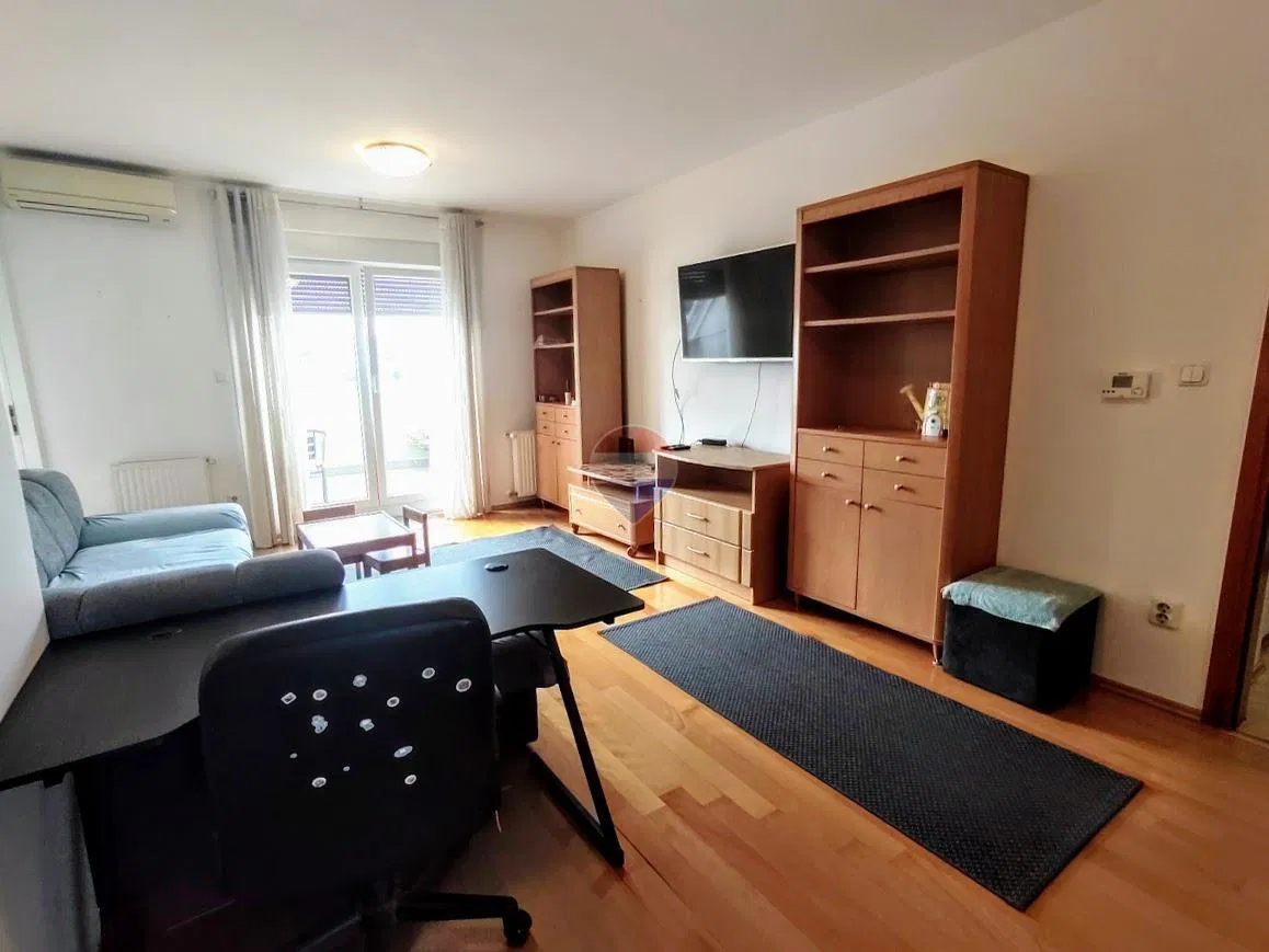 Wohnung Luščić, Karlovac, 79m2