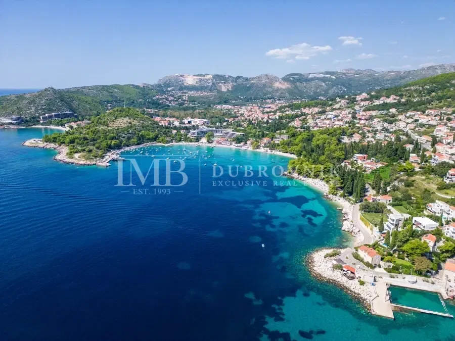 dio-kuce-s-4-jedinice-|-atraktivna-lokacija-u-blizini-sadrzaja!-|-dvoriste-|-parking-|-zupa-dubrovacka