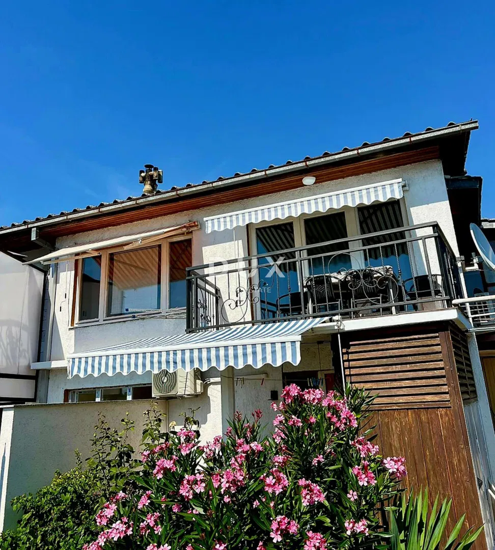 Kvarner, Kraljevica, dom, 250 m2, 2 apartamenty, widok na morze