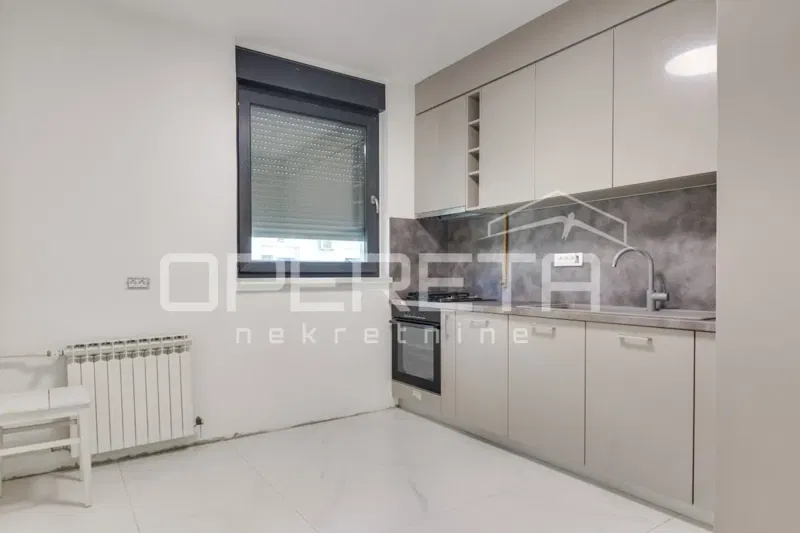 KUĆA U NIZU, PRODAJA, TRNOVČICA, 220 M2