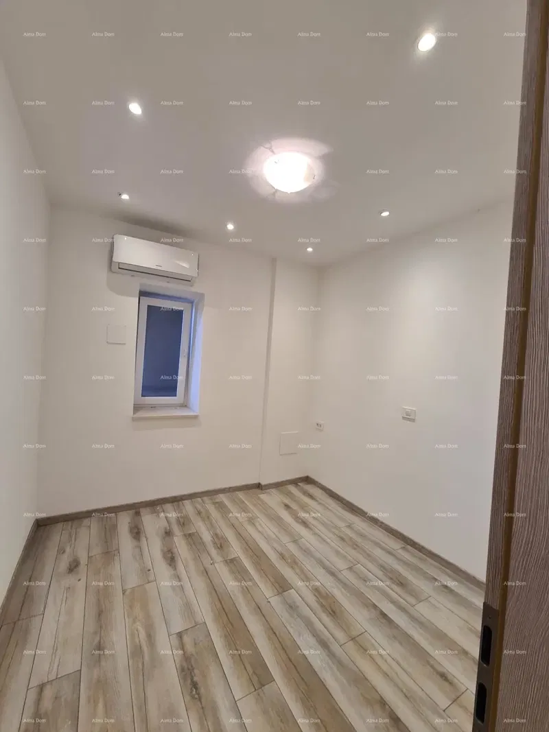 Pula – renovated two-bedroom apartment in the center, 72.83 m² – 3