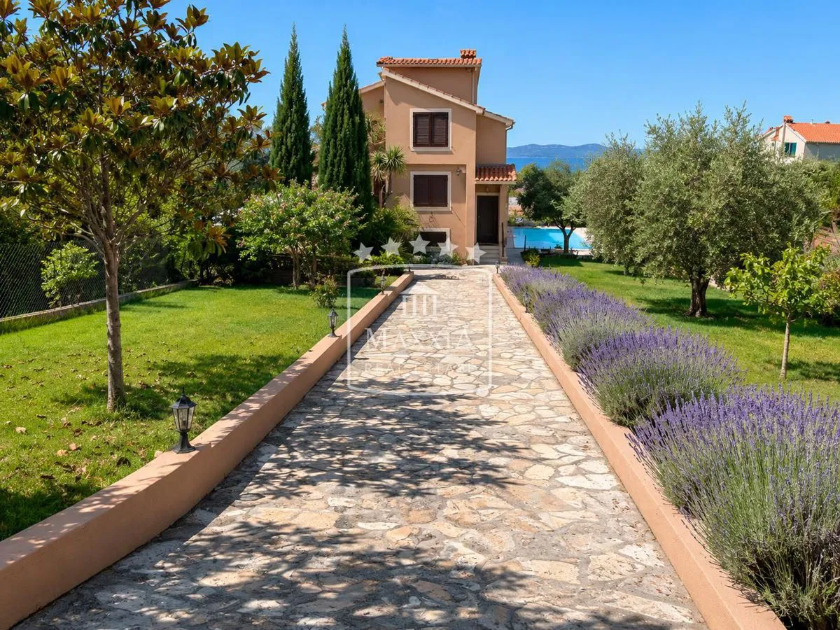 Casa Diklo, Zadar, 384,68m2