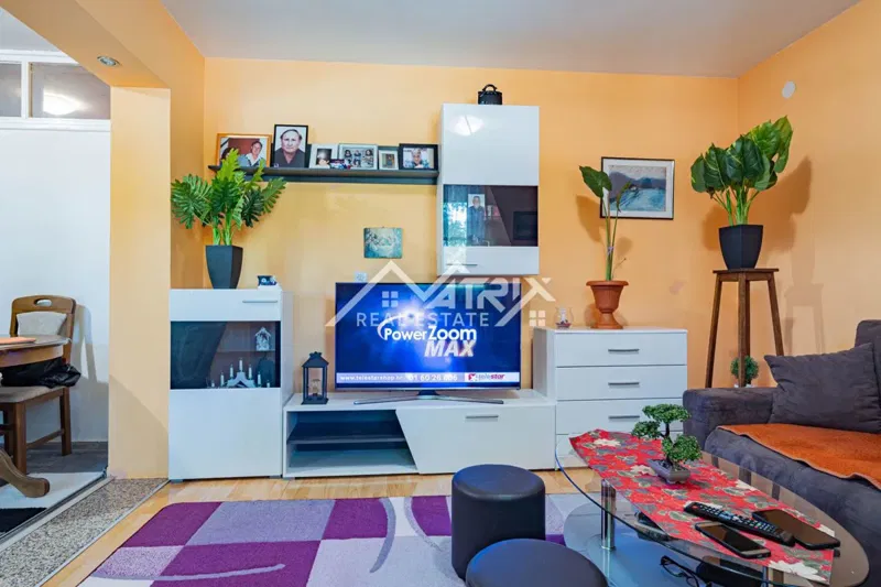 Vinkovci, Lapovci – renovierte Whg., 1. Stock, 58,74 m²