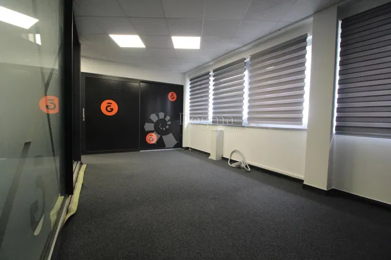Kereskedelmi Marinići, Viškovo, 120m2