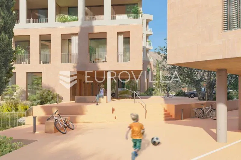Trogir, Seget Donji, dvosoban stan na prvom katu neto korisne površine 90 m², S2, D