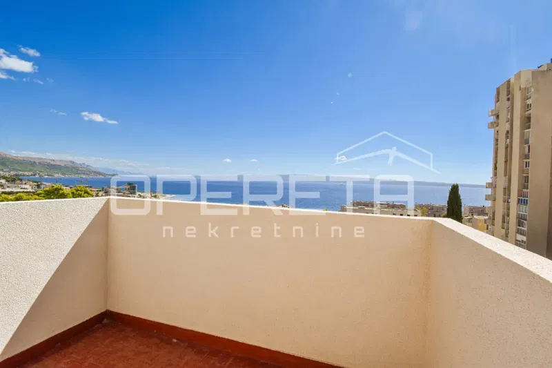 Apartment in Križine 75.6 m² – 3 bedrooms, sea view and excellent location – 3