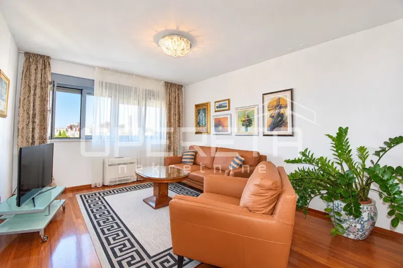 Komforan i uređen dvosoban stan na Firulama – 80 m², pogled