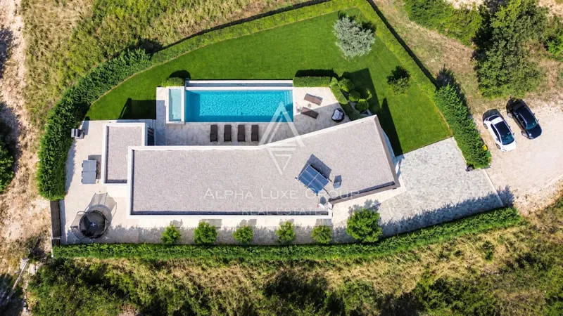 Isztria, Dračevac : Luxusvilla infinity medencével – 2