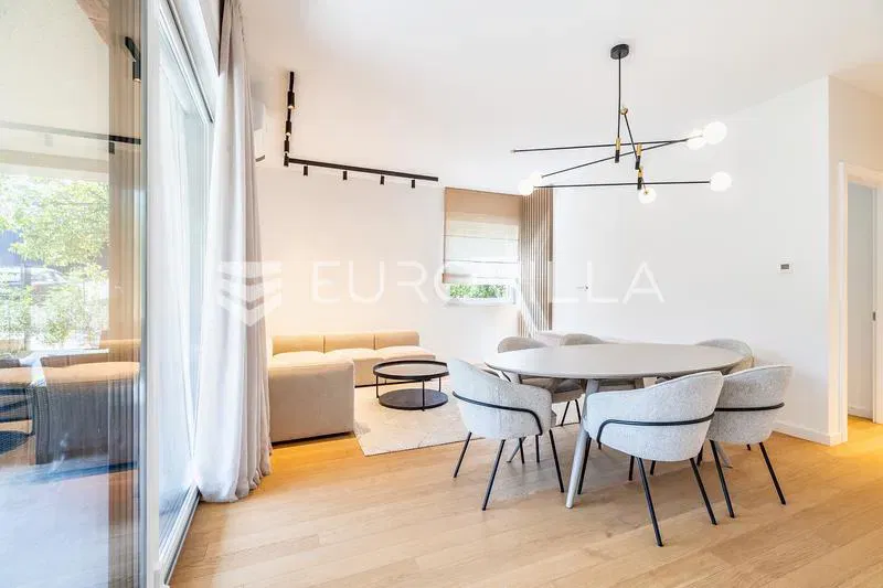 Zagreb, Bukovac - Luxury Four-Bedroom Apartment with Private Garden, 2 Garage Spaces, Outdoor Paring – 2