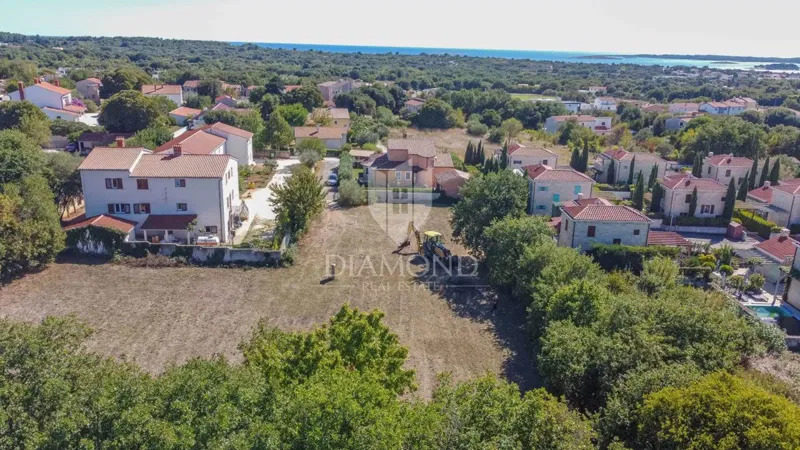 Ližnjan, građevinsko zemljište
