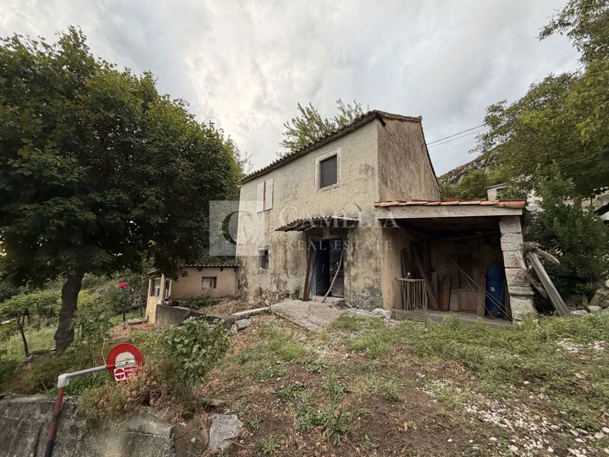 Istra, Buzet okolica Kamena starina