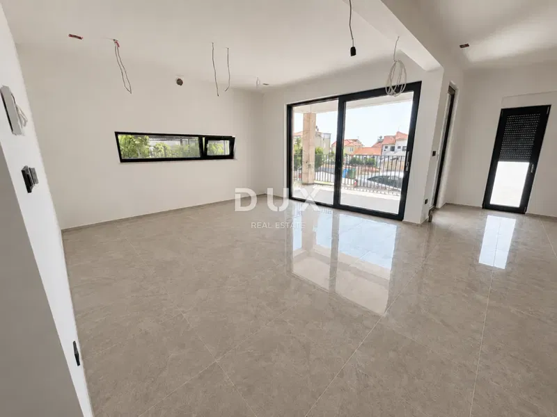 Rogoznica, Zečevo, stan, 126 m2, bazen, 100 metara od mora
