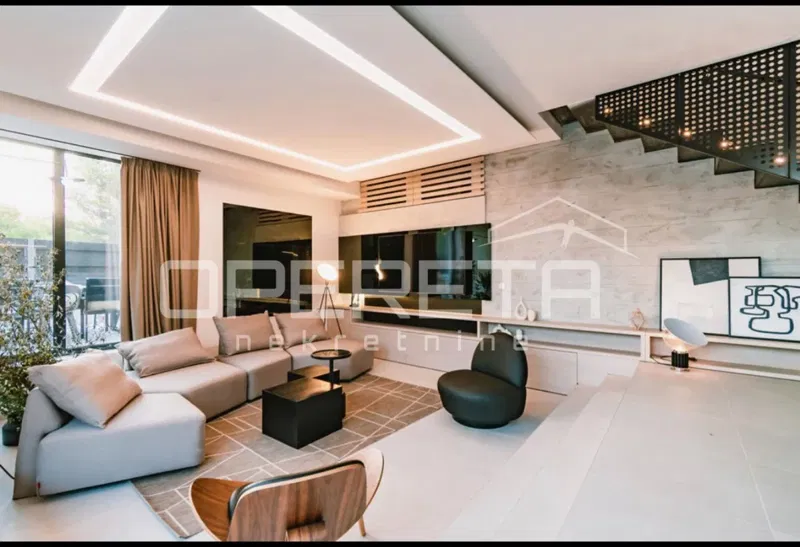 House with a pool and 4 bedrooms for rent in Srima – 2