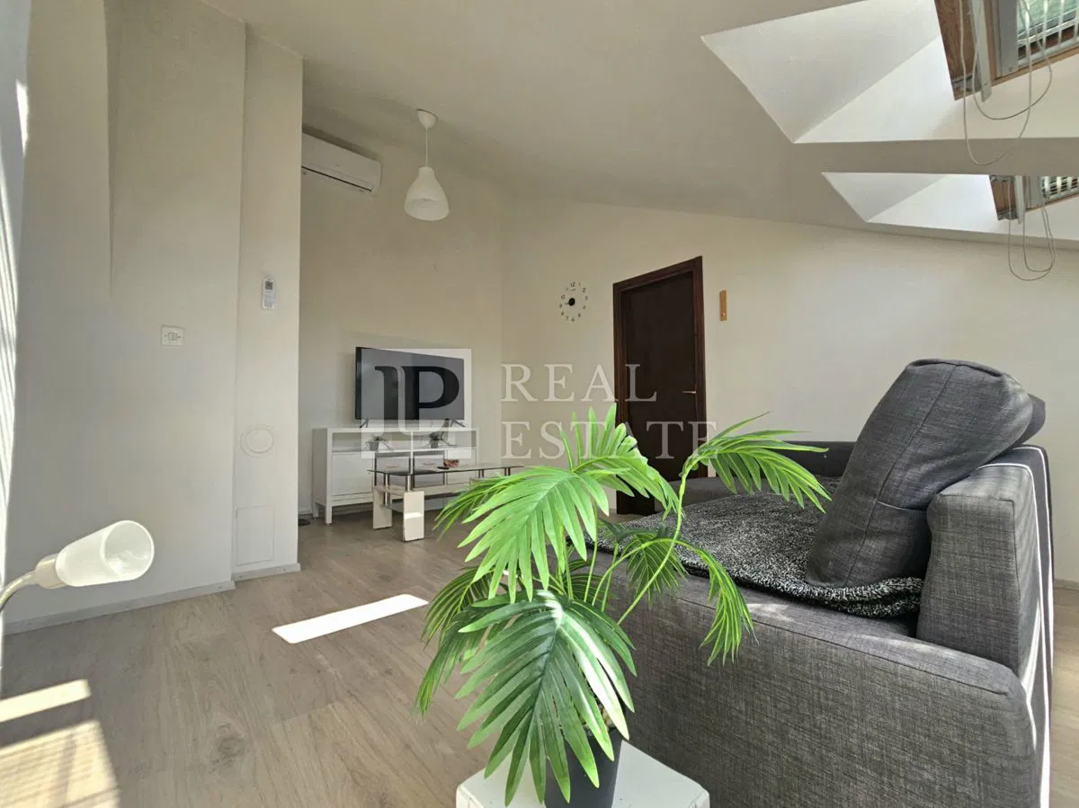 SELCE - appartamento con vista mare aperta