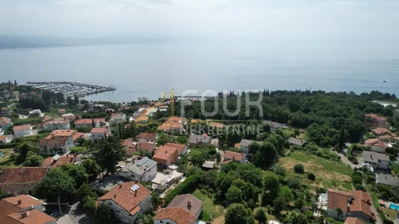 Opatija, Ičići, samostatne stojaci dom pri mori