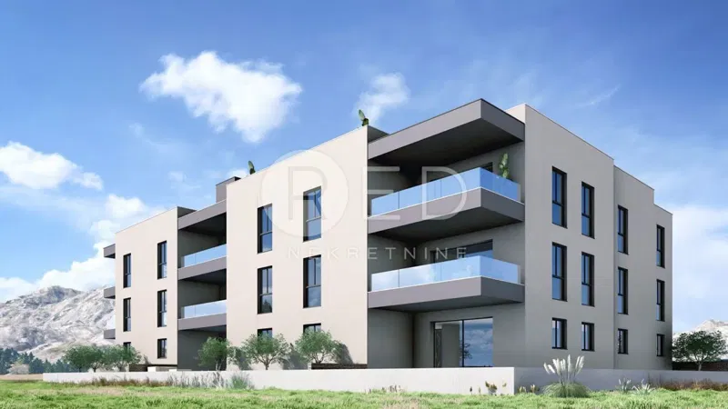NOVOGRADNJA - Dvosoban stan na prvom katu S8 500 metara od mora - SABUNIKE, PRIVLAKA